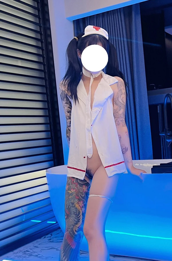 双马尾福利姬@小嫣不吃葱 尺度私拍合集